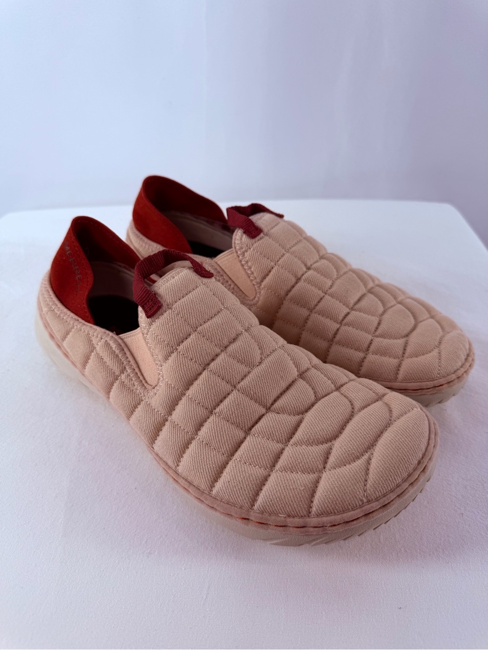 Merrell Quilted Slip-On Hut Moc Bossanova Flat in Pink Size 10